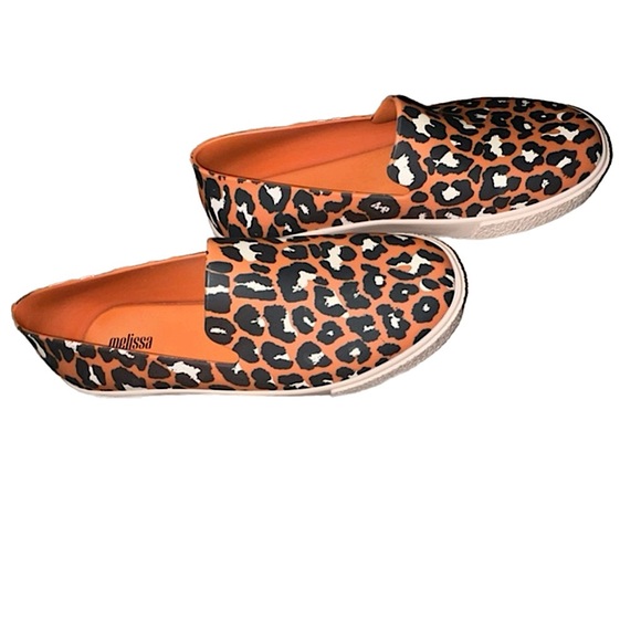 Melissa Cheetah print Slip on Mel Sneakers IN BEIGE/ ORANGE size 8 - Picture 3 of 6